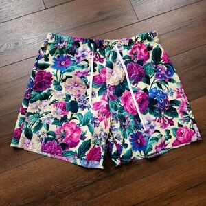 Vintage floral cotton shorts